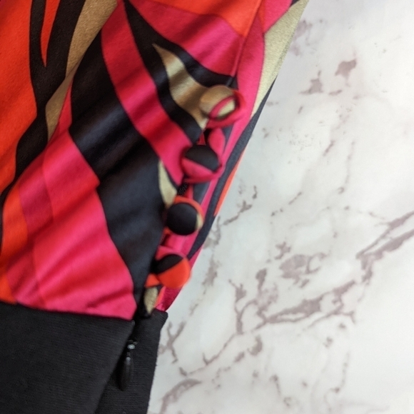 Trina Turk Silk Stretch Mini Dress Size 6 Small Cowl Pink Black Luci Stripe - Picture 11 of 11